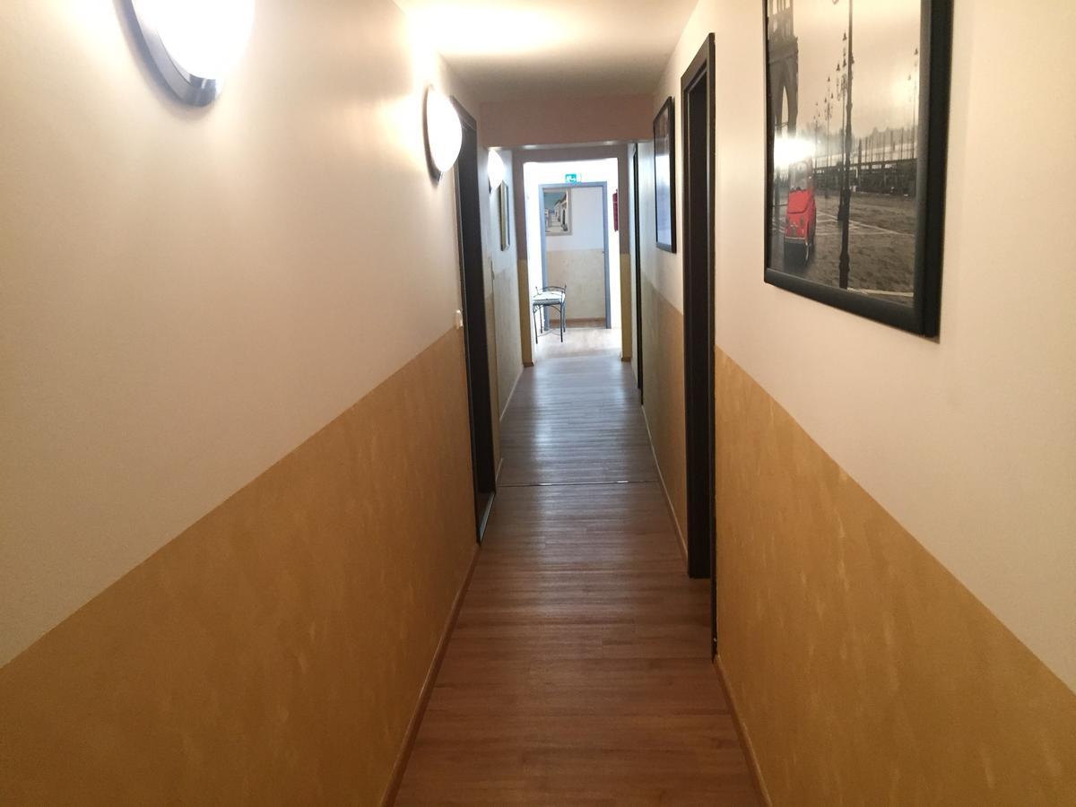 Hotel Ristorante Rostica Бад Урах Екстериор снимка