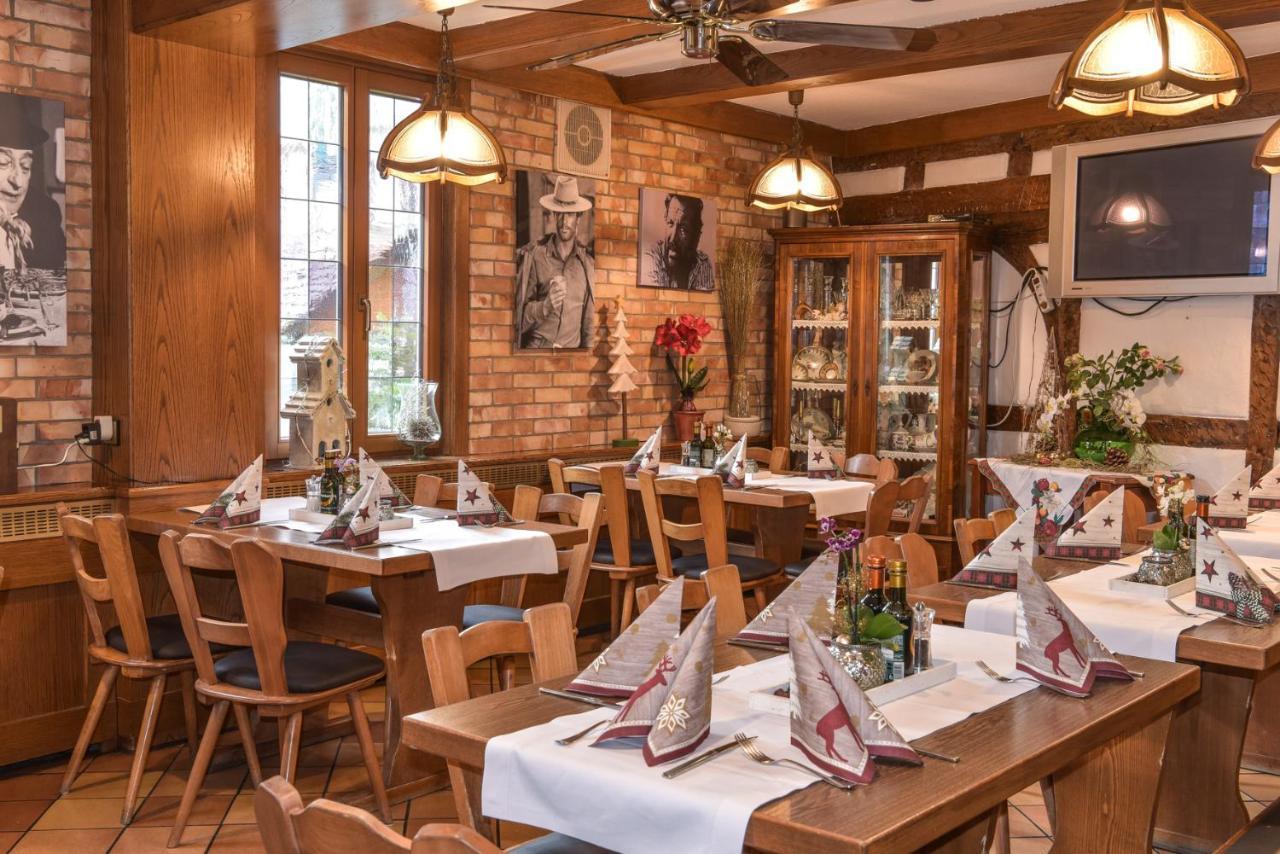 Hotel Ristorante Rostica Бад Урах Екстериор снимка