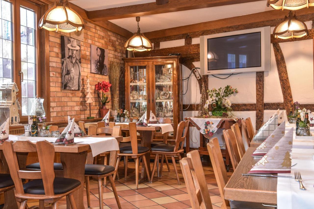 Hotel Ristorante Rostica Бад Урах Екстериор снимка